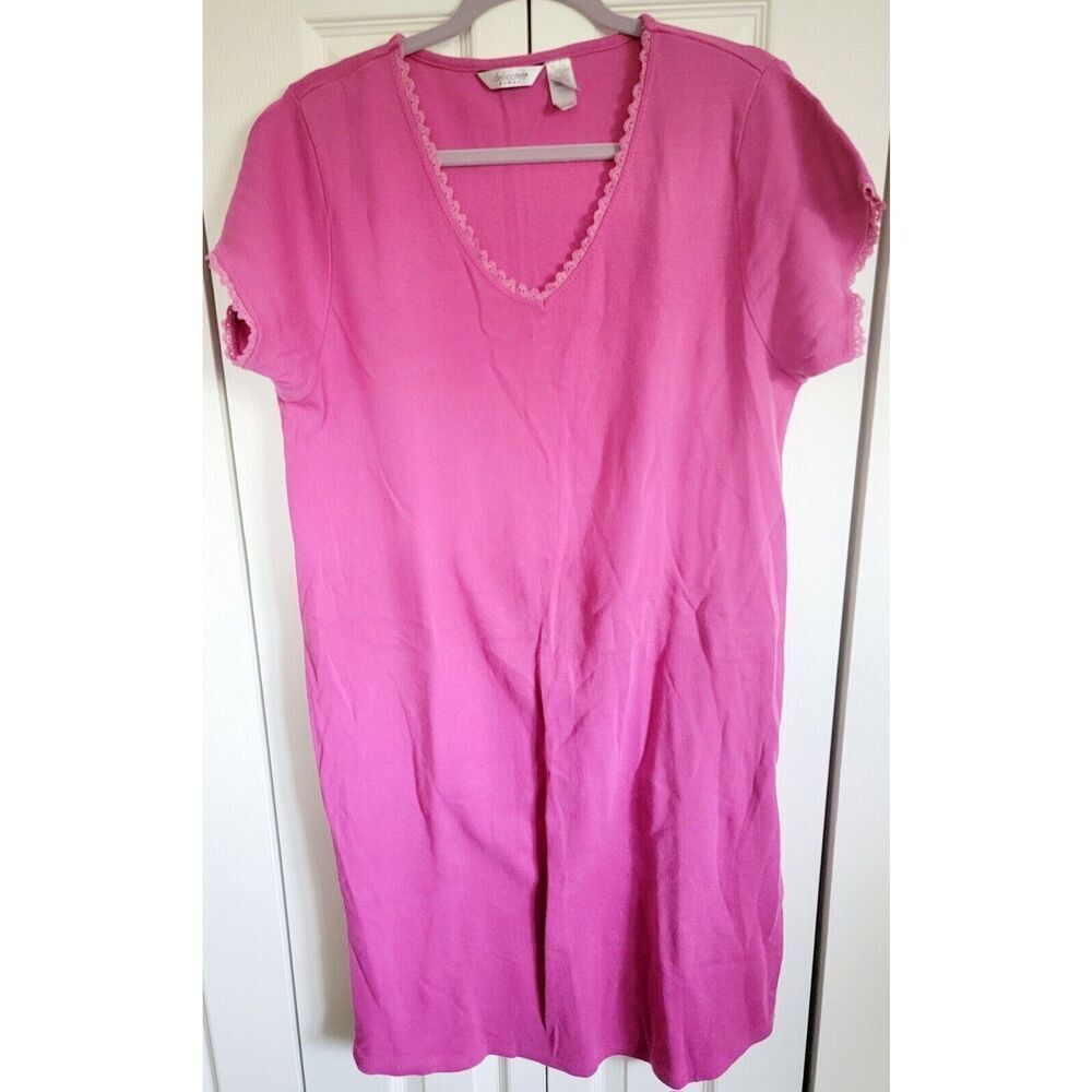Delicates Woman 1X Nightgown Nightdres Short Sleeve Cottage Granny Vintage